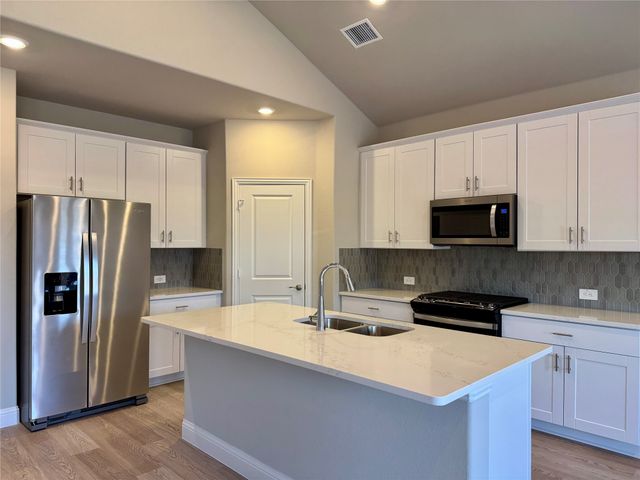 685 Briar Drive, Lavon, TX 75166