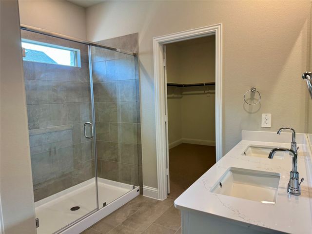 685 Briar Drive, Lavon, TX 75166