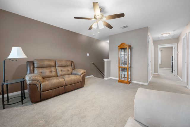 149 Hondo Gap LN, Jarrell, TX 76537