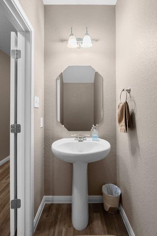 149 Hondo Gap LN, Jarrell, TX 76537