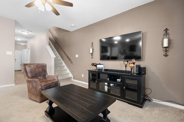 149 Hondo Gap LN, Jarrell, TX 76537