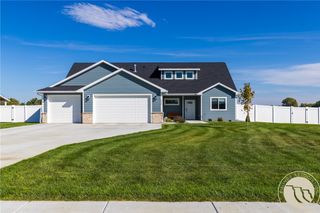 613 Candle Light Ln, Billings, MT 59106