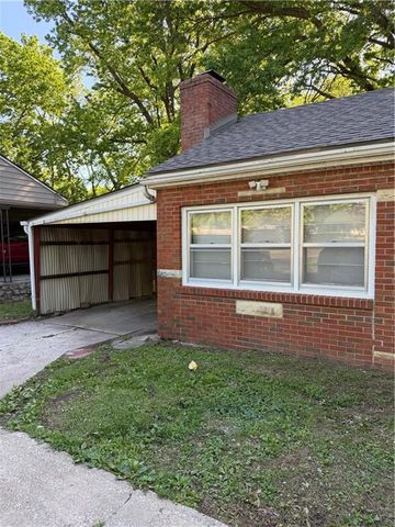 3205 N 55th Street, Kansas City, KS 66104