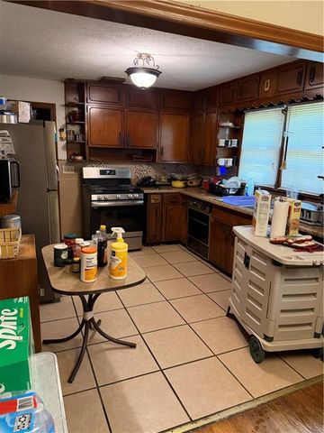 3205 N 55th Street, Kansas City, KS 66104