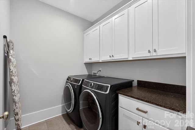 2815 Hillside Springs Drive, Charlotte, NC 28209