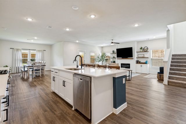 660 Cari Lane, Forney, TX 75126