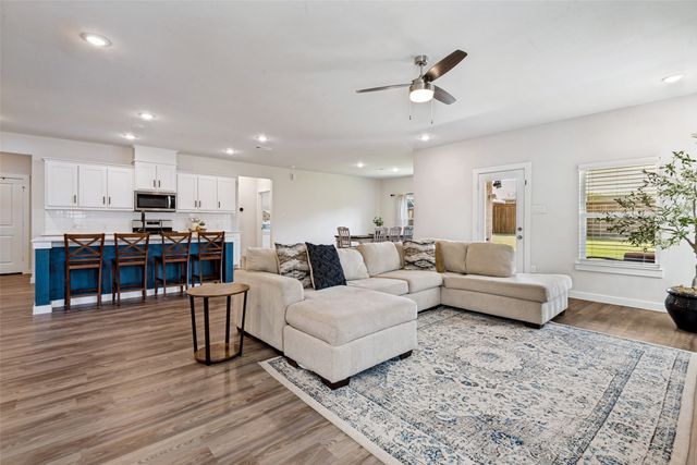 660 Cari Lane, Forney, TX 75126