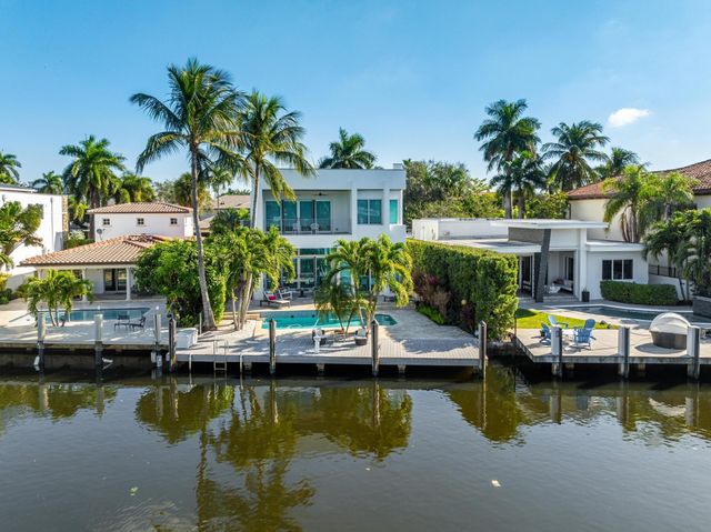 117 S Gordon Road, Fort Lauderdale, FL 33301