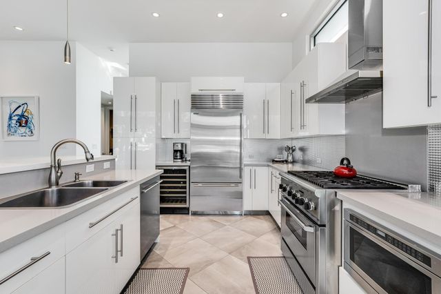 117 S Gordon Road, Fort Lauderdale, FL 33301
