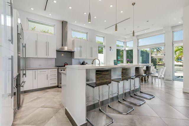 117 S Gordon Road, Fort Lauderdale, FL 33301
