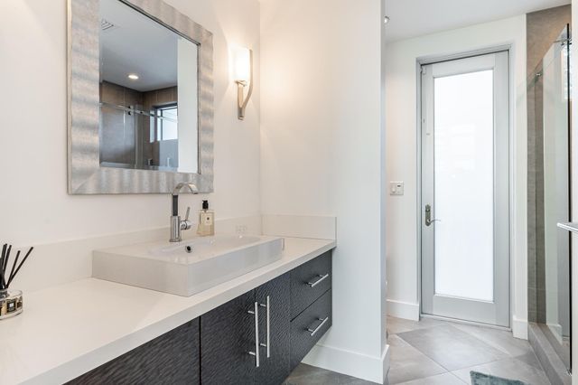 117 S Gordon Road, Fort Lauderdale, FL 33301