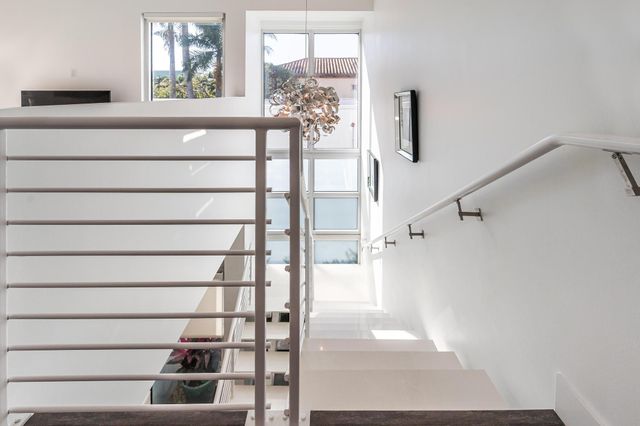 117 S Gordon Road, Fort Lauderdale, FL 33301