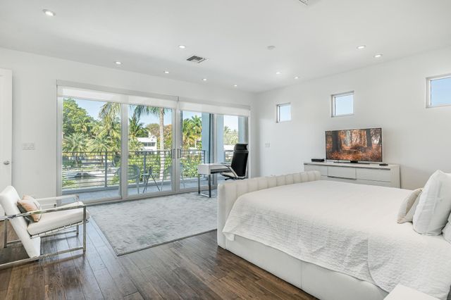 117 S Gordon Road, Fort Lauderdale, FL 33301