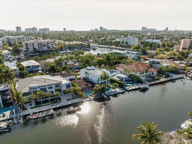 117 S Gordon Road, Fort Lauderdale, FL 33301
