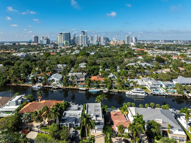 117 S Gordon Road, Fort Lauderdale, FL 33301
