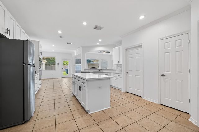 22115 Oakcreek Hollow Lane, Katy, TX 77450