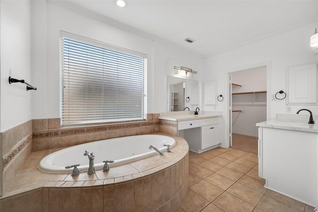 22115 Oakcreek Hollow Lane, Katy, TX 77450