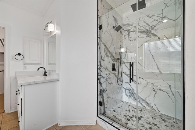 22115 Oakcreek Hollow Lane, Katy, TX 77450