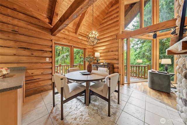 22005 SE 28th Street, Sammamish, WA 98075