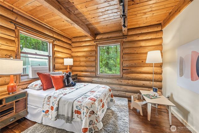22005 SE 28th Street, Sammamish, WA 98075