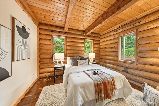 22005 SE 28th Street, Sammamish, WA 98075