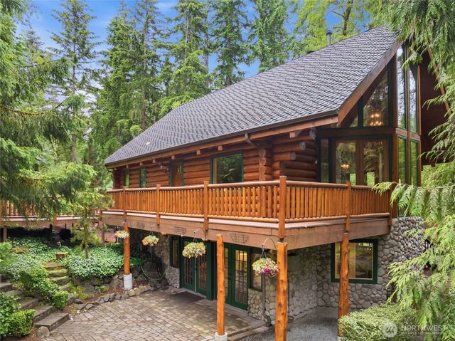 22005 SE 28th Street, Sammamish, WA 98075