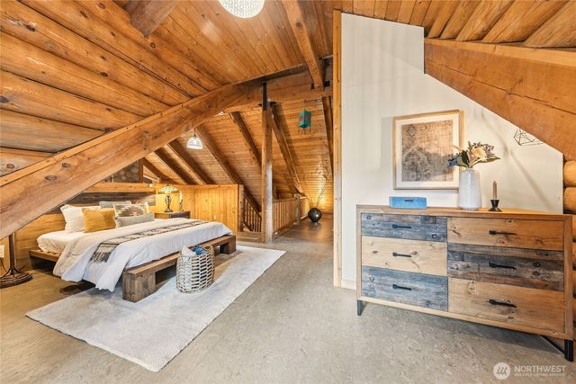 22005 SE 28th Street, Sammamish, WA 98075