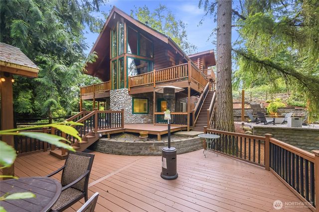 22005 SE 28th Street, Sammamish, WA 98075