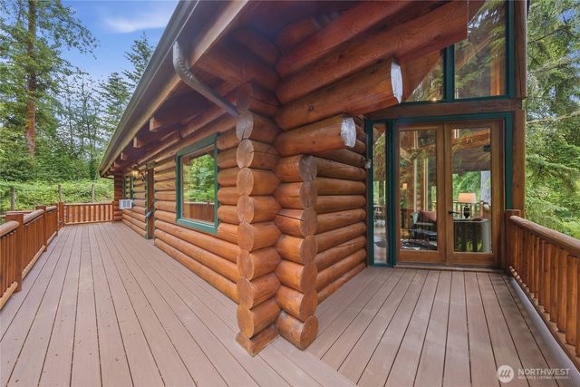 22005 SE 28th Street, Sammamish, WA 98075