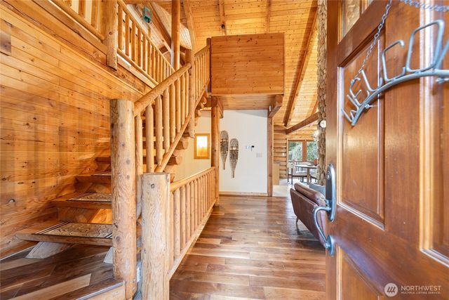 22005 SE 28th Street, Sammamish, WA 98075