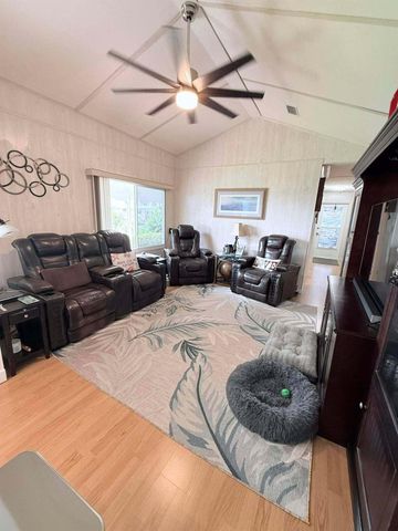 12321 SE 138th Avenue 216, Okeechobee, FL 34974