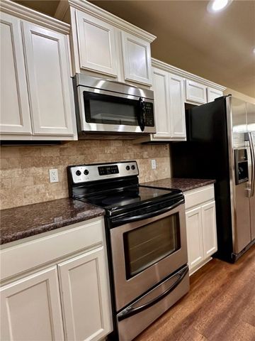 404 Cold Harbor Avenue, Fayetteville, AR 72704