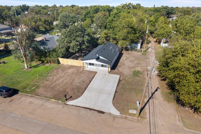 1414 W Dayton Ave, Wichita, KS 67213