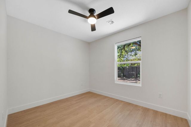 1414 W Dayton Ave, Wichita, KS 67213