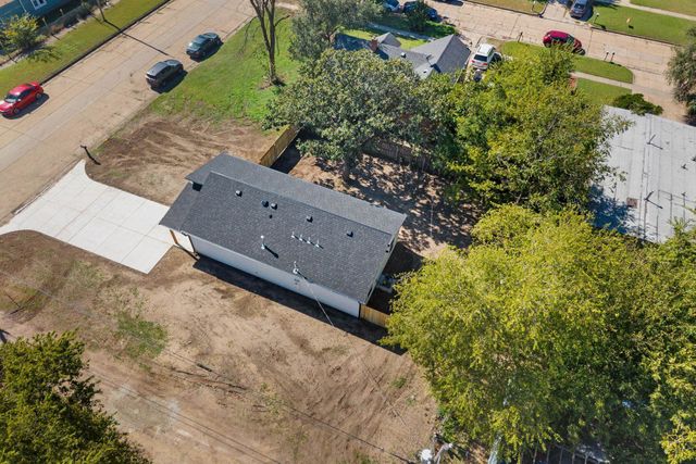 1414 W Dayton Ave, Wichita, KS 67213