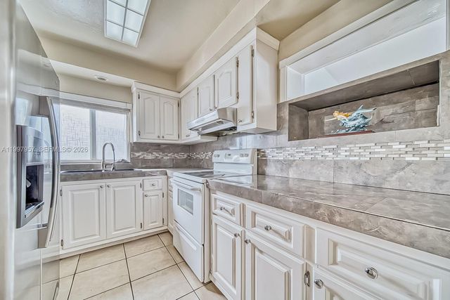 2171 SW 21st Street, Miami, FL 33145
