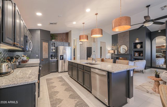 2432 E SANTIAGO Trail, Casa Grande, AZ 85194