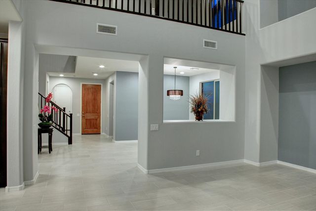 3607 E Salter Drive, Phoenix, AZ 85050