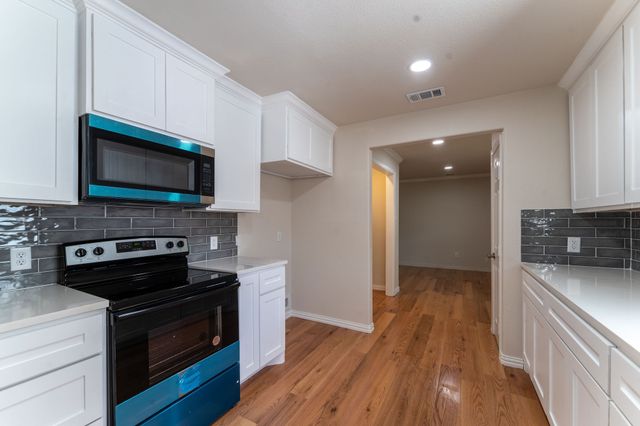 5909 Fletcher Avenue, Fort Worth, TX 76107