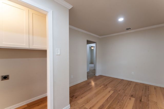 5909 Fletcher Avenue, Fort Worth, TX 76107