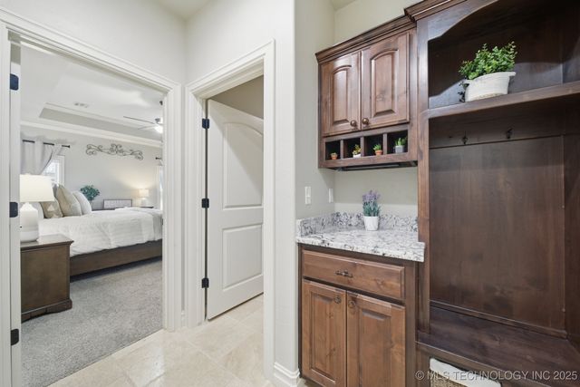 6251 N Creekwood Drive, Owasso, OK 74055