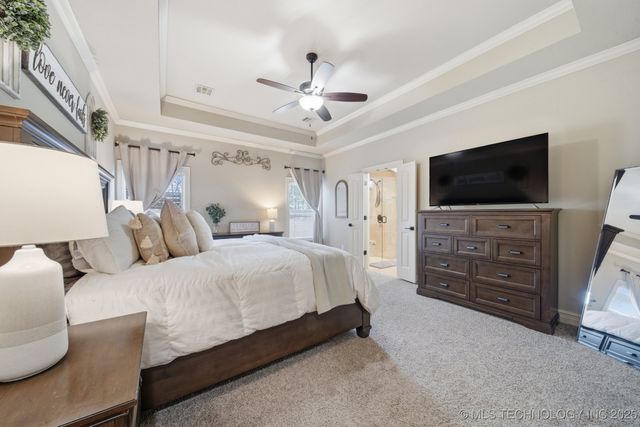 6251 N Creekwood Drive, Owasso, OK 74055