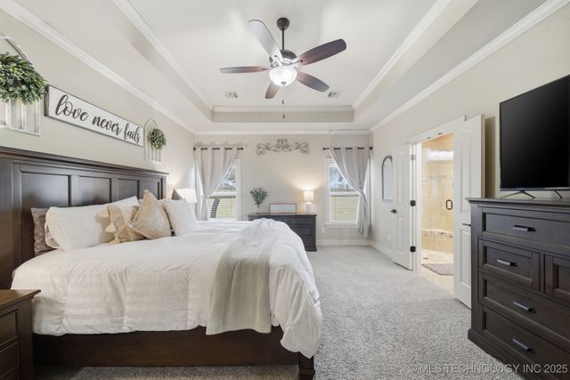 6251 N Creekwood Drive, Owasso, OK 74055