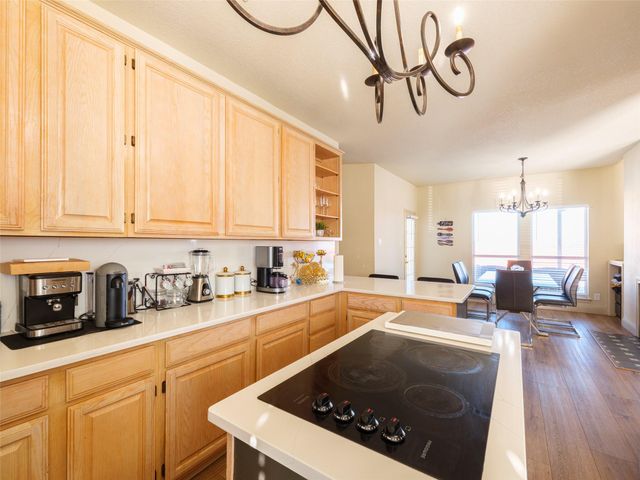 80 Family CIR, Hutto, TX 78634