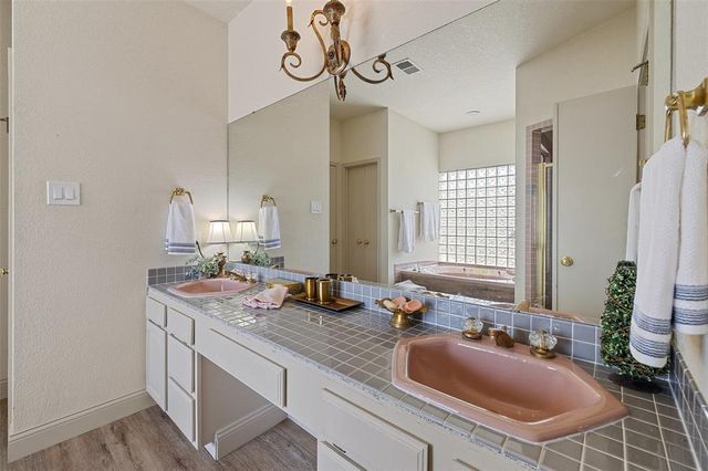 80 Family CIR, Hutto, TX 78634