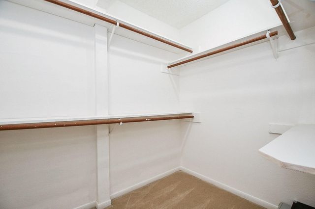 2562 Kevin Lane, Houston, TX 77043