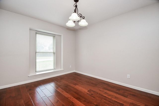 2562 Kevin Lane, Houston, TX 77043