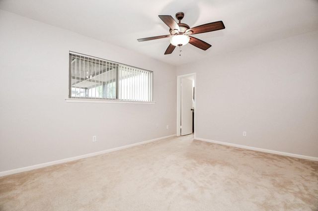 2562 Kevin Lane, Houston, TX 77043