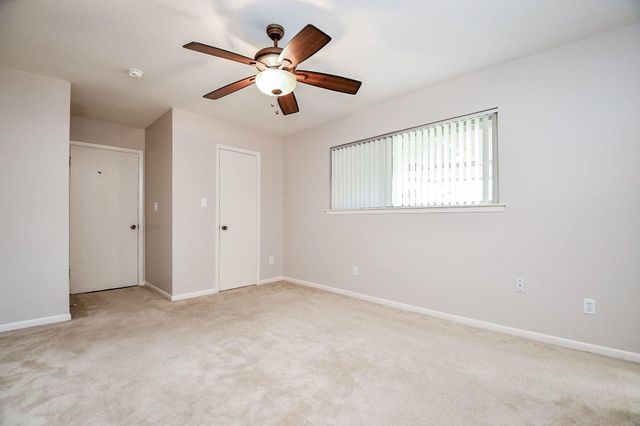 2562 Kevin Lane, Houston, TX 77043