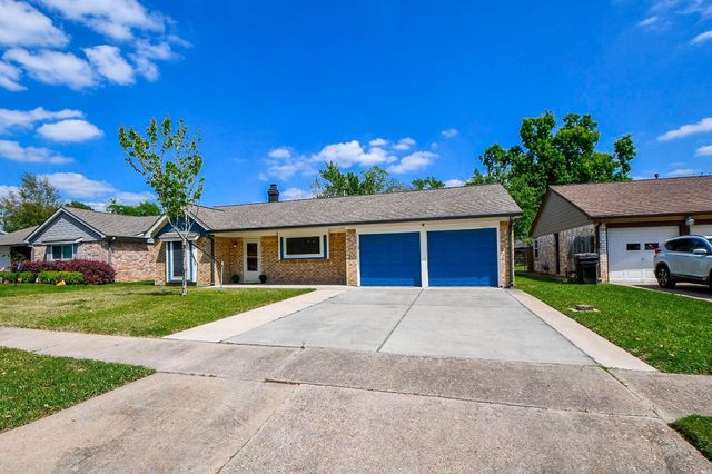 2562 Kevin Lane, Houston, TX 77043